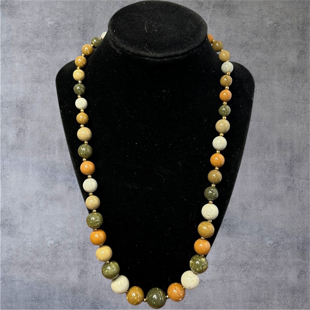 Multicolor Beaded Stone Look Necklace 22" Green Yellow Cream Boho‎ Graduated